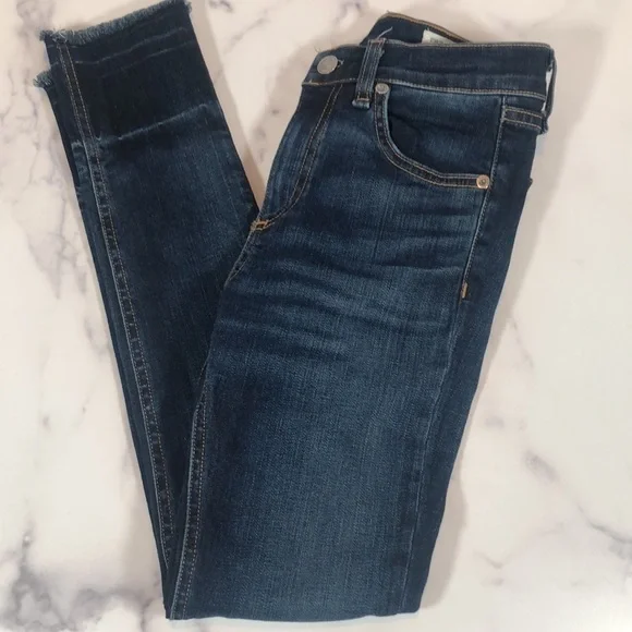 Rag & bone 10 Inch Capri Skinny Jeans in Stanwix Wash Released Raw Hem, Size 24 - Picture 14 of 16